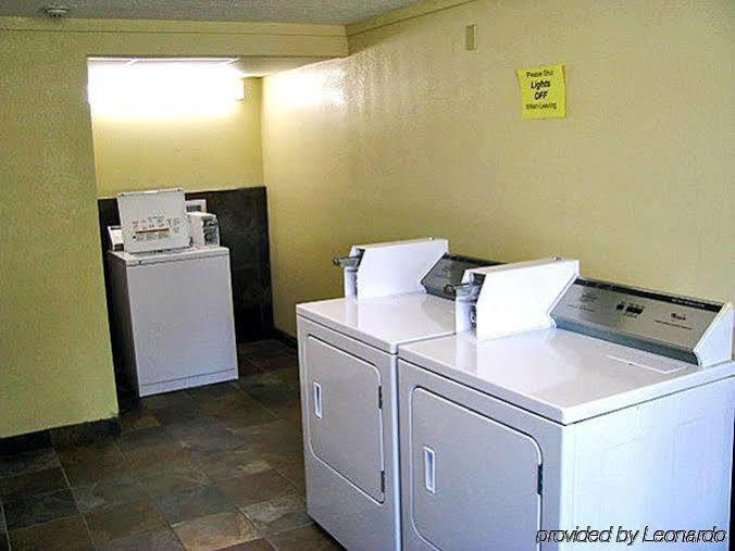 Hotel 6-mansfield, Oh 3*